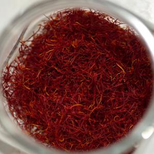  Pistilus De Safran - épices aromates  je vends 35 grammes de pistilus de safran cultivés au portugal. récolte 2020.