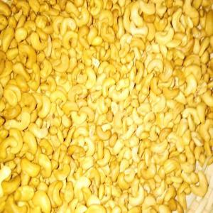  Anacarde Grillé, Roasted Cashew Nuts - fruits secs et graines grillées bonjour mr/mme, --pour tous vos besoins en anacarde grill&eacute; veillez nous contactez directement. nous sommes bas&eacute; au burkina faso. nous fournissons sous contrat sign&eacute; uniquement. --procedure- contrat sign&eacute; par les deux parties ~> versement de 30 &agrave; 50% du montant ~> pr