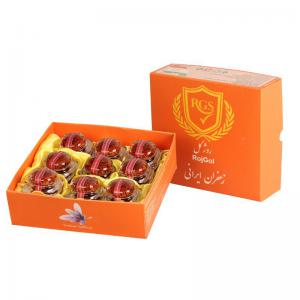  Safran Bio - épices aromates ces fleurs poussent dans une région située à la frontière de l’afghanistan,  une région montagneuse,  désertique,  très aride et très froide en hiver…. conditions idéales pour avoir un beau safran.--les fleurs de crocus s’ouvrent une fois p
