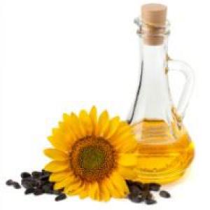  Produits Agroalimentaires - huiles a vendre par 100 tonnes minimum --    produits agroalimentaires  --    huile tournesol et de palm --riz thaïlandais,  asie et d europe --     farine de blé ,  produits laitiers et concentré de tomate --plusieurs sortes de règlement disponibles----cotations sur demande 