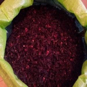  Hibiscus Sabdariffa Fleur Rouge Vrac - matiere vegetale fleur d'hibiscus rouge en vrac rouge aubergine,  riche en pigments.--produit stocké en france--contactez moi pour d'autres informations----bien cordialement