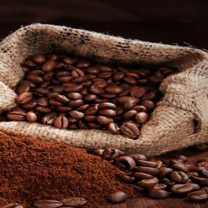  Noix De Cajou,hevéa,café-cacao,karité(disponible) - fruits secs et graines grillées bonjour,  nous sommes une société de négoce internationale des produits agroalimentaires et prestations de services .----nous avons en disponibilité les produits suivant - noix de cajou brute tout comme décortiqués ,  hévéa brute ,  fève ca