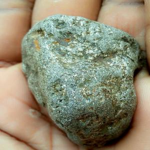 Platine Madagascar - métaux nous avons en stock 2t de platine , ainsi que d'autre pierre industrielle comme les jaspes zebre, les amonites, les cristals de roche, les pirytes de fer, merci de me contacter pour plus d'information.--cordialement