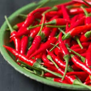  Piments Sec Ou Frais En Vente - fruits secs et graines grillées piments sec ou frais  ,  nous avons une quantité en côte d'ivoire ,  si vos etes interesse n'hésitent pas à nous contacter 