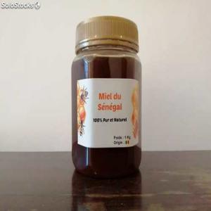  Miel Pure Senegal - autres j'ai dispose plus de 5000 litres de miel pure d&eacute;j&agrave; traiter au senegal,  et j'ai peux meme fournir 10.000 litres de miel en bref je pourrais fournir toute demandes de miel .j'aimerais exporter du miel partout dans le monde.