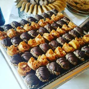  Pâtisserie Marocaine Traditionnelle - patisserie p&acirc;tisserie marocaine artisanale fait maison de tr&egrave;s bonne qualit&eacute; &agrave; base d'amande sans ar&ocirc;mes ni additifs chimiques genre corne de gazelle - briwattes - cigare - maamoule - baklawa - sfouf .........--merci de nous contacter pour vous envoyer les photos et cotation fo