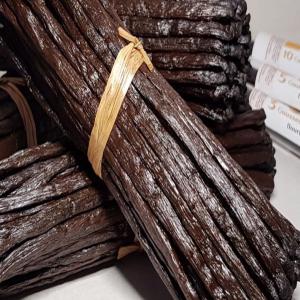  Vanille Bourbon, Épices, Thé - épices aromates bonjour à tous,  nous sommes une entreprise familiale basée dans le lot et garonne (47) france et nous vendons de la vanille direct producteur de madagascar. merci de nous contacter par mail pour plus d'information (quantité,  qualité,  tarif,  conditions de vente,  ...).----