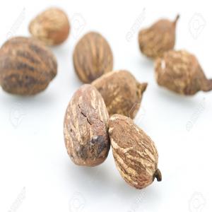  Noix De Karité - matières grasses nous somme une société de négoce de matière première,  nous avons des noix de karité en vente à 220f/kg. contacter nous pour toute collaboration.