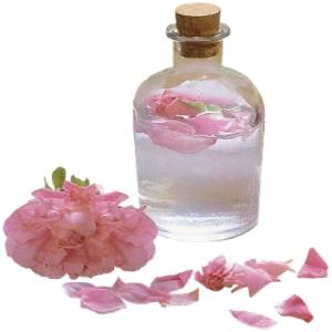  Hydrolat Rose De Damas - huiles soci&eacute;t&eacute; bulgare cherche &agrave; vendre 15 tonnes d'hydrolat rose de damas. c'est une veritable eau florale de qualit&eacute; exeptionnelle produite en bulgarie. huile essentielle - 0.0742% (m/m),  ethyl alcool - 1.35% (v/v). echantillon et analyse disponible. prix direct producteur 3.5