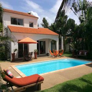  Vente De Biens Immobiliers Au Congo Brazzaville - mine terrain concession vous voulez acheter ou etre propriétaire d'un bien immobilier au congo-brazzaville ?--à pointe-noire comme à brazzaville nous vous proposons les offres aux meilleurs prix . villa,  immeuble,  domaine,  parcelle selon vos besoins et vos projets n'hésitez pas de nous contacter