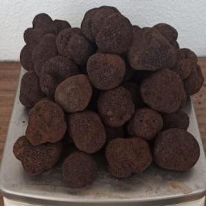  Fournisseur Truffe - champignon levure bonjour,  je recherche un fournisseur fiable pour  2 à 10 kg de truffes tuber aestivum fraîches par semaine travaillant avec des particuliers,  l'idée et d'avoir des supers prix pour ensuite vendre à des grossistes en grande quantité. --j'ai également de la tub