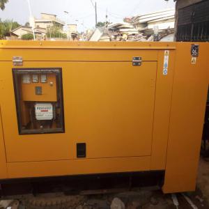  Groupe Électrogène 100kva - matériels machines je veux vendre de toute urgence un groupe électrogène automatique de 100 kva d'occasion très propre sans problème ,  fonctionne très bien ,  6 mois de garantie a cotonou,  