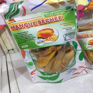 Distribution Mangue Sechee - fruits secs et graines grillées met à votre disposition des mangues séchées sucrées. ces mangues sont produits dans les meilleures conditions de production bio,  pour conserver la saveur et les vertus de la mangue fraiche. prenez contact avec nous pour passer vos commandes de mangues séchée