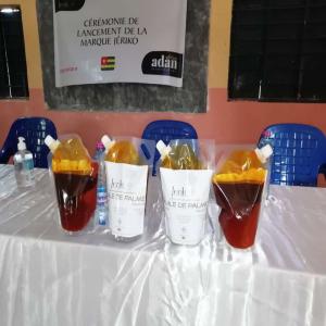  Vente De L'huile Rouge En Gros - huiles nous avons actuellement une huile rouge de qualit&eacute; extraordinaire en un stock tr&egrave;s important. elle est issue des noix de palme de bonnes qualit&eacute;s. elle est produite dans un environnement tr&egrave;s sain.