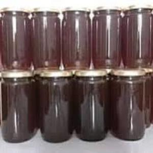  Miel En Stock - produits sucrés nous mettons en vente un stock de 500 litres de miel pur ( herbe de montagne - acacia et...) cette quantité sera vendu pour le plus offrant. merci