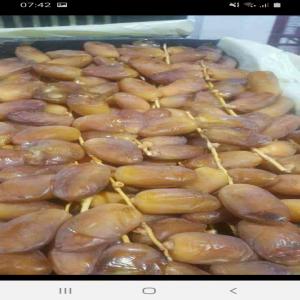  Dattes Haute Gamme Exporter - fruits et légumes une entreprise tunisienne sp&eacute;cialis&eacute;e pour la production et pr&eacute;paration des dattes super branch&eacute;e et conditionn&eacute; avec des meilleurs prix
