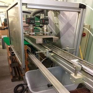  Machine Manchonner Bouteilles, Flacons, Bocaux - matériels machines machine a manchonner  ,  proteger ,  etiqueter - boissons ,  confitures,  produits alimentaires et cosmetiques .. 