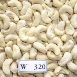  Destockage De Matières Premières Agricoles - fruits secs et graines grillées  société de droit marocain,  mettons à votre disposition,  en gros et en démi gros,  les produits ci-après---- amandes de cajou - poudre de cacao - beurre de cacao - miel 100% naturel & autres produits de la ruche - beurre de karité - huile de coco et bien d'au