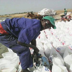  Sel Marin, Salt Sea - chimie additif engrais bonjour,  nous avons pour une production régulière plus de 10000 tonnes disponible et pret à etre transporté vers toutes destinations.--pour le prix il reste déterminé en fonction de la quantité.--*entre 500 et 2500 tonnes prix fob - 53$ et 75$ cif--* 