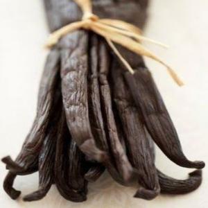 Vanille De Madagascar - épices aromates vends vanille de  madagascar,  de la r&eacute;gion nord-est (sava),  noire 17 cm mont&eacute;e,  gousse enti&egrave;re et extrait de vanille &agrave; des prix tr&egrave;s attractifs ! contactez-nous pour tous vos besoins.--
