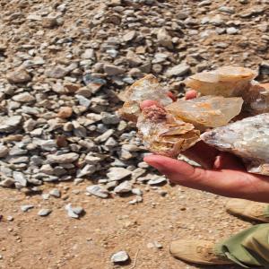  Fluorite Or Fluorine Brut - metals looking for large quantity of fluorite stones. concentration is 70 % to 90%. we want to work with our partners for long time working,  --. 