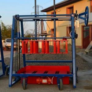  Pondeuse Parpaings Multifonction Px01-et - matériels machines cette pondeuse permet la production de 1680 parpaings par jour (8 heures),  mais aussi de bordures,  pavés,  hourdis.--