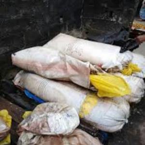  Pâte De Manioc - autres nous vendons de la pâte de manioc ( du manioc broyé communément appelé placali ) pour les producteurs d'amidon de manioc.