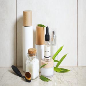  Vente De Produits Cosmétiques - lait et produits laitiers cr&egrave;mes pour le corps,  huiles et lotions corporelles pour tous les types de peau,  con&ccedil;ues pour prendre soin du corps de chaque femme,  quel que soit son &acirc;ge ; des cr&egrave;mes anti-cellulite,  cr&egrave;mes antirides jusqu'aux cr&egrave;mes hydratantes ou cr&egrave;mes sans paraben