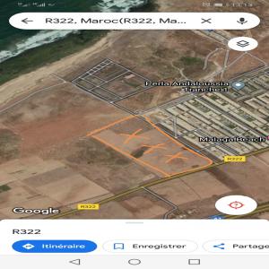  11 Hectare Mannsouriya Constrition - mine terrain concession je met en vente 11hctare près de mohemadiya précisément à monsouriya note de rch+2+sous sol +cabanot avec des piscine  pas loin de la plage à côté d une grande résidence --si vous etes intéressé contacter moi sur mon gsm ou e-mail.