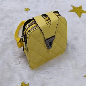  Maroquinnerie - autres grossiste en maroquinnerie, nous recherchons des potantiels clients pour nos sacs à mains de très bonne qualité..differents modeles sont en stock..merci de bien vouloir nous contacter