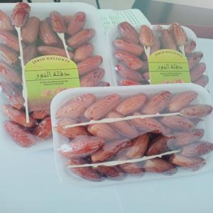  Dattes Deglet Nour Tunisie - fruits et légumes bonjour. --nous avons les dattes deglet nour tunisienne des grosses quantités destinées à l'exportation pour toutes les pays du monde. --merci de nous contacter .
