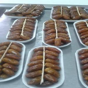 Dattes Deglet Nour Tunisie - fruits et légumes nous avons notre palmier dattier et notre unit&eacute; d'emballage  &agrave; nefta en tunisie.--nous pouvons vous fournir des dattes deglet nour et communes naturelles ou conditionn&eacute;s en ravier 200, 250, 400 et 500g.--tr&eacute;s bonnes qualit&eacute; alli&eacute; &agrave; un prix tr&egrave;s c