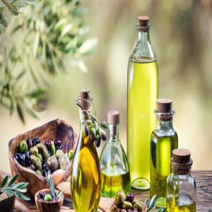  Olive - olis we are a company whose speciality is extra virgin olive oil in a cool way to maintain the natural oil quality --we sell oil with credibility and we have a reasonable amount of oil season 2022.