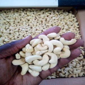  Noix De Cajou Grillées. Expédition Rapide Par Avi - fruits secs et graines grillées nous vous proposons les meilleurs noix de cajou fraichement r&eacute;colt&eacute;es et transform&eacute;es. ne tardez pas &agrave; votre commande d&egrave;s maintenant selon votre choix- sachets de 1kg, 5kgs 10kgs  22kgs. exp&eacute;dition rapide par avion. les noix de cajou du s&eacute;n&eacute;gal 