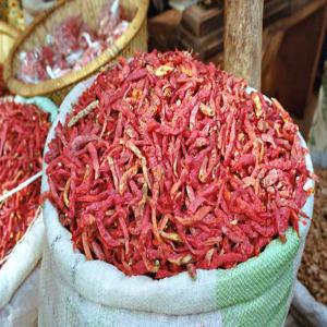  Piment Rouge - épices aromates bonjour nous sommes une société des produits tropicaux en afrique de l'ouest précisément au bénin spécialiste dans la domaine de piment rouge ou piment vert et piment d'oiseaux disponible pour toute vos questions.