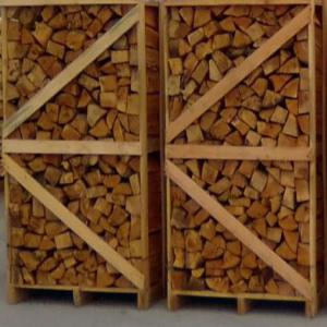  Bois De Chauffage, Granulés Et Bois Compressé. - bois charbon fibre société de distribution dans le 06 et 83 de bois de chauffage (hetre et/ ou charme) palettisé en 1 ou 2 m3,  de granulés de chauffage en vrac ou en sacs de 15 kg composé à partir d'un mélange de résineux et de bois durs sans écorces et de