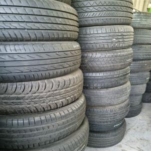  Ventes De Pneus Occasions Pour Export - autres bonjour,  je recherche des clients africains int&eacute;ress&eacute;s par l'achat de pneus occasions pour v&eacute;hicules l&eacute;gers et poids lourds. nous disposons de pneus en tailles 13, au 22 pouces. les crampons sont entr&eacute;s 2 et 8 millim&egrave;tres. nous consulter pour nos tarifs. 