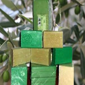  Savon L'huile D'olive - autres bonjour,  on dispose une large gamme de savon a base d'huile d'olive naturelle .,  pour plus d'information contacter nous sur whatsapp ou par e-mail.