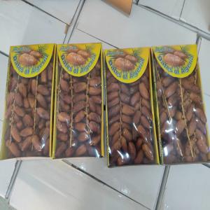  Datte Algérienne - fruits et légumes nous sommes une société algérienne spécialisée dans l export agroalimentaire nous sommes produire et conditionnement de dattes nous pouvons vous fournir en ravier 250 g. 400 g . 500 g ,  boite de 1 kg et 2 kg et 5 kg meme en branchée et la pâte des datt