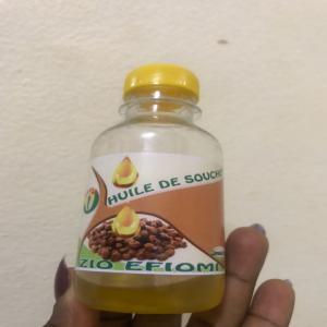  Huile De Souchet Naturelle - huiles l'huile de souchet issue du tubercule de nom du souchet est très riche en vitamine e,  apart son effet ralentisseur des poils,  l'huile de souchet lutte contre le vieillissement précoce de la peau,  elle rend belle les cheveux et réduit le mauvais cholestérol dans le sang et