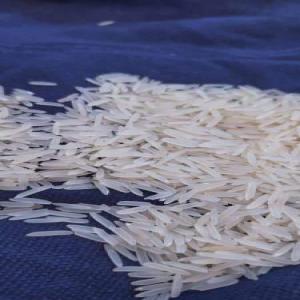  Besoin Des Acheteurs De Riz Indien - céréales nous recherchons des acheteurs de riz,  nous avons un grand stock de riz indien au b&eacute;nin. nous recherchons des acheteurs qui peuvent venir dans notre magasin &agrave; cotonou pour acheter de grandes quantit&eacute;s.  ici nous faisons t/t. nous pouvons aussi vends en lc pour les acheteurs qui 