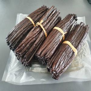  Gousse De Vanille De Madagascar (vente France) - épices aromates bonjour , je vous propose de la vanille de madagascar top qualité 16-18 cm, gourmet  , stock situé en france --prix 250 euro ht , stock limité , échantillon disponible si besoin .cdlt 