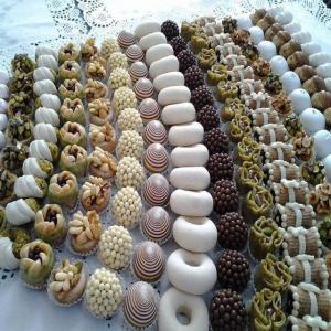  Pâtisserie Orientale Fine, Gâteaux Orientale Fine - patisserie nous disposons d'une large gamme de pâtisserie tunisienne à base de fruits secs (kâak warka,  baklawa,  boules amandes,  mignardise... ) aussi bien des dattes farcies--nos produits sont commercialisés soit en vrac soit en coffret--nous sommes à la recherche d'un partena