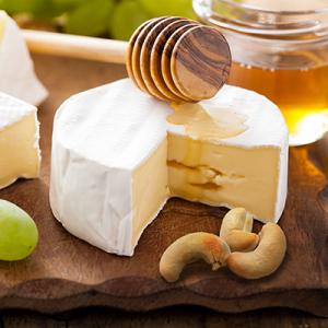  Miel, Fruits Épices - fruits et légumes bonjour,  je suis une entrepreneur très dynamique,  engagée et sérieuse. j'œuvre dans le domaine du miel,  beurre de karité,  noix d'acajou et de sésame. le milieu du business étant diversifié,  mes contacts et connaissances pourront vous etres utile