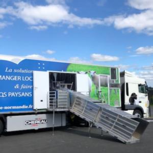  Abattoir Mobile Ovin Caprins - matériels machines nous vendons un abattoir mobile ovin caprins d'une capacité moyenne de 150agneaux jour.--entièrement autonome sur l'eau et l’électricité.----équipé de matériels ce - restrainer,  arrache peau,  balance ,  sale de ressuyage 200places,  aspiration du sang a