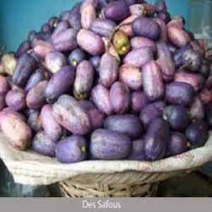  Vente Du Fruit De Safou - fruits et légumes le safou est un fruit qui est r&eacute;put&eacute; pour sa chaire grasse et son go&ucirc;t assez acidul&eacute;. il apporte plusieurs vertus notamment dans le monde cosm&eacute;tique les r&eacute;gimes minceurs la lutte contre les r&egrave;gles douloureuses et les douleurs articulaires. nous disp