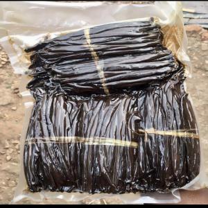  Good Quality Of Vanilla Bean... - aromatic spices item no. grade features good quality of vanilla bean color aa no spackle no mould no heavy metal no pesticide no hand selected black size admixture packing moisture moq sample 12cm 23cm 1% max bulk or at your request 23% 33% 25 tones free or available item name place