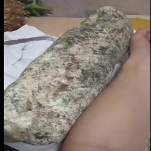 Ambre Gris De Baleine - autres ambre gris de baleine &agrave; vendre (avec un resultat d'analyse) diff&eacute;rentes tailles de 400 grammes &agrave; 4 300kg possibilit&eacute; de stock compl&eacute;mentaire prix int&eacute;ressants et attractifs. conditions tarifaires &agrave; n&eacute;gocier qualit&eacute; sup&eacute;r