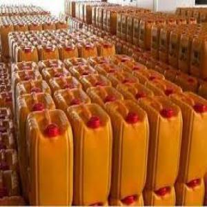  Vente De Huile Rouge De Qualité - huiles je suis un particulier je vend des bidons d'huiles rouges de qualit&eacute;! a la recherche d'un client.