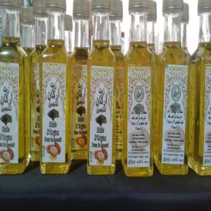  Cosmetic Products - olis hello ,  --we are producer of organic cosmetic oils and creams with the necessary certificates (phytosanitary certificates,  technical data sheet of each article),  we are looking for a partnership or subcontractor with the companies that work in this field,  we are available to supply our products eith